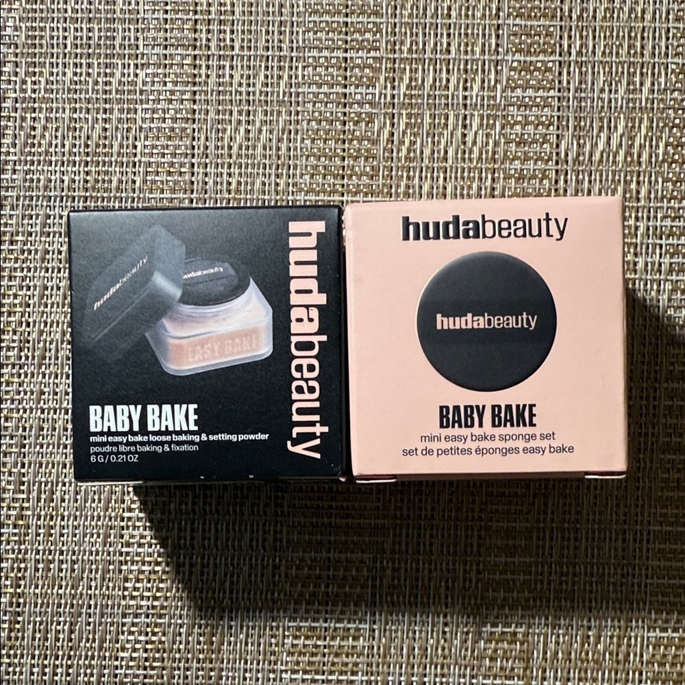 HUDA BEAUTY Baby Bake Powder and Sponge Set